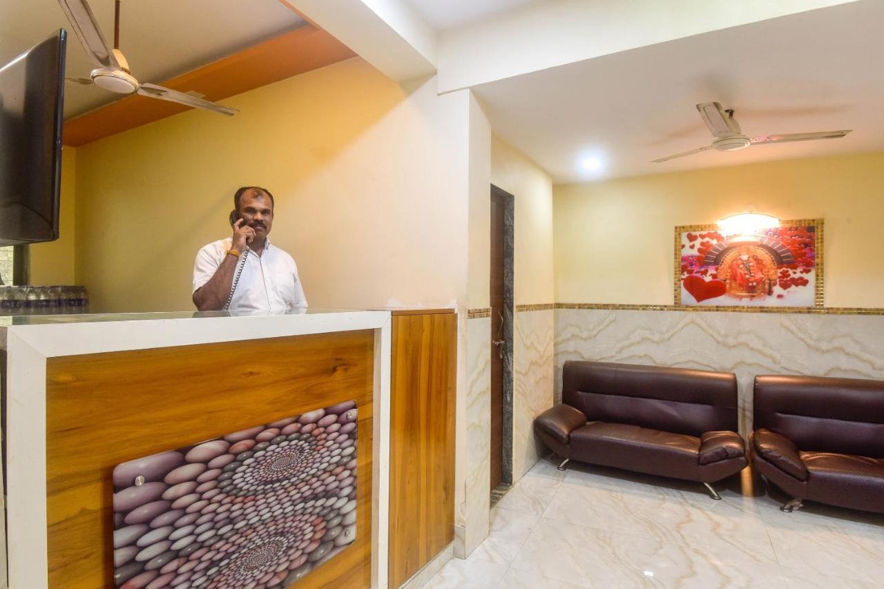 Oyo 60773 Ruchita Loadging & Boarding Hotel Mumbai Luaran gambar