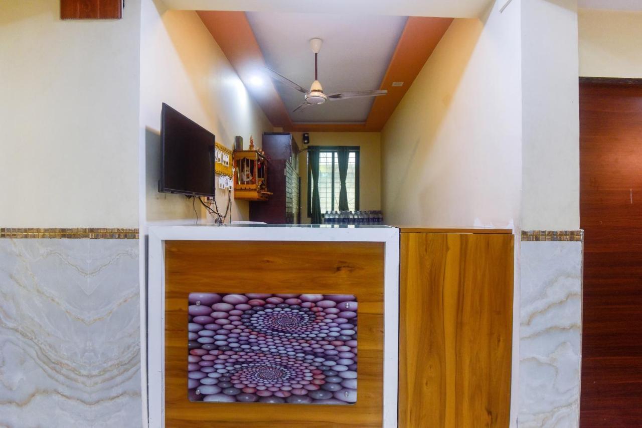 Oyo 60773 Ruchita Loadging & Boarding Hotel Mumbai Luaran gambar